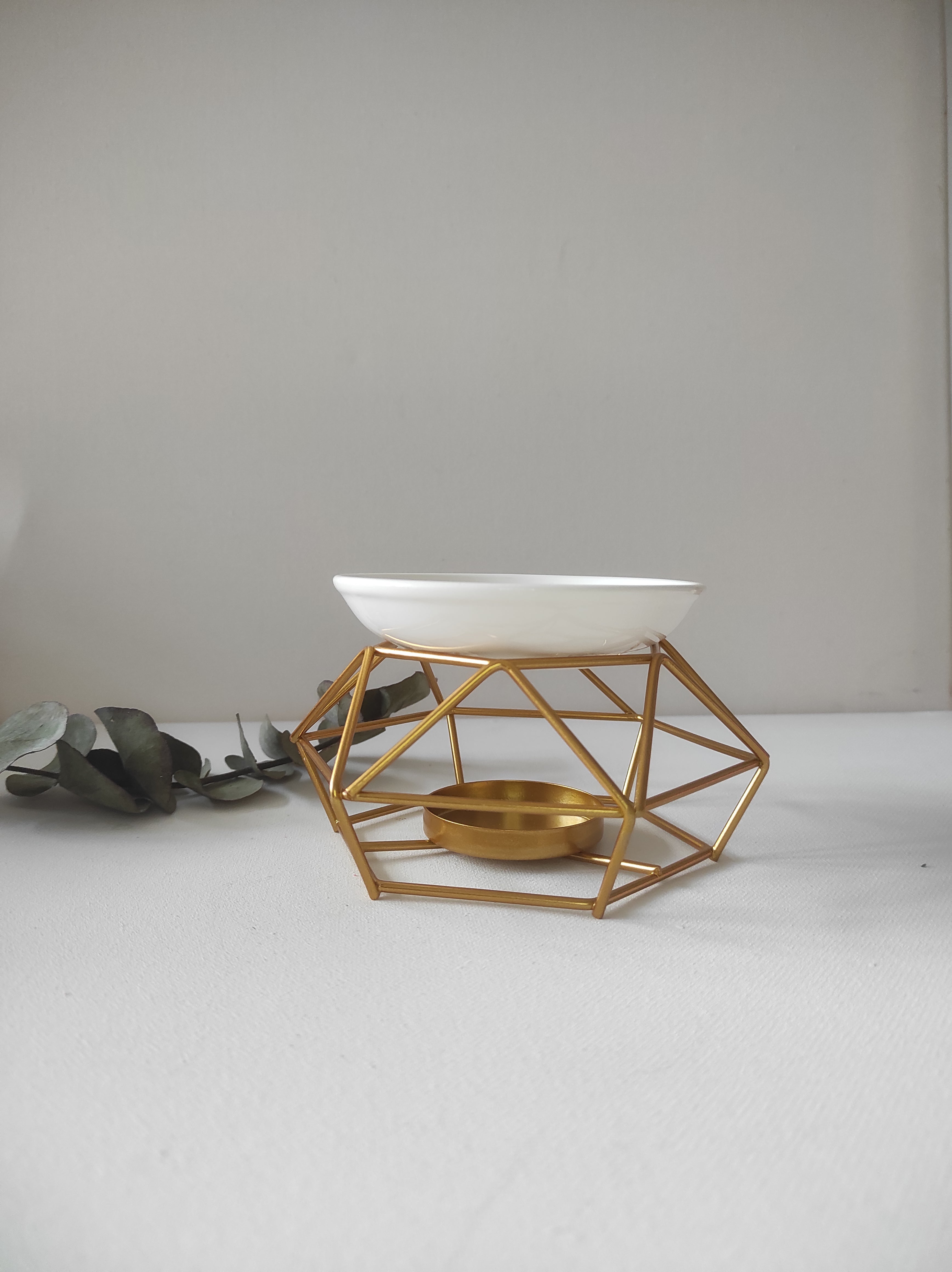 Geometric Wax Melter